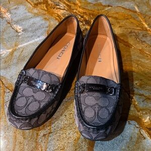 Coach Women's Black and Gray Patterned Loafers